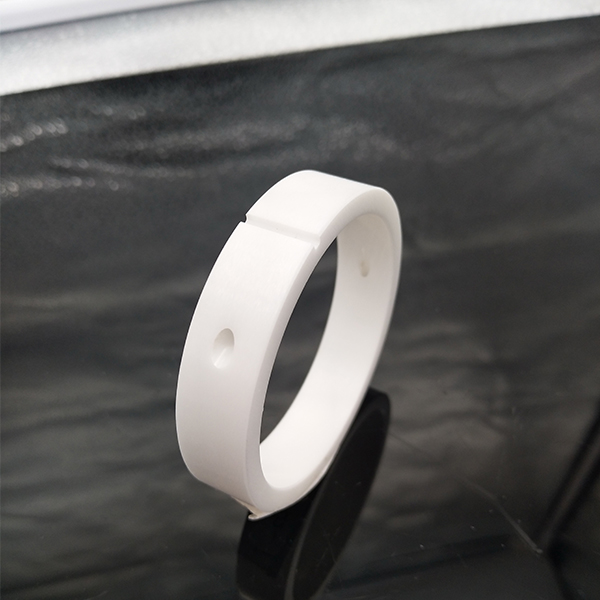 氧化锆陶瓷为什么会变色泛黄？